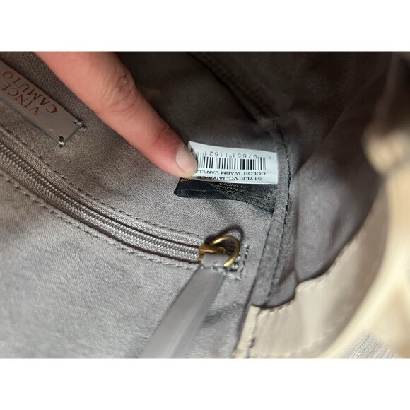 Vince Camuto Snap Shoulder Bag VC-JAIYA-CB  Warm Vanilla Color Leather NWT $188 - Picture 13 of 14